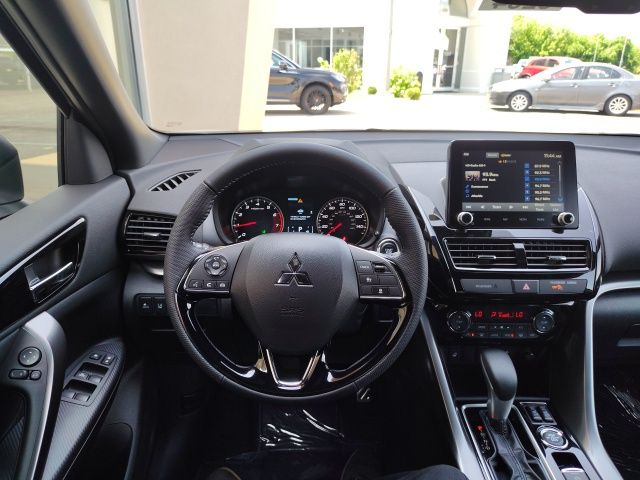 2025 Mitsubishi Eclipse Cross SEL photo 11