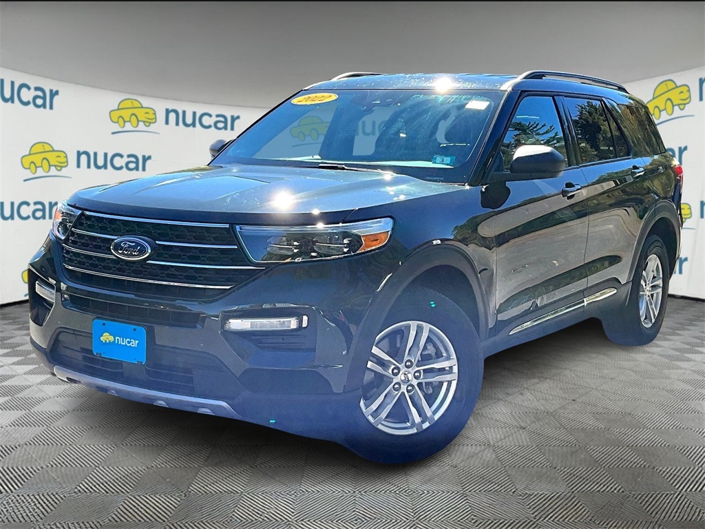 2022 Ford Explorer XLT photo 3