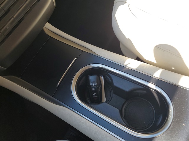 2015 Lincoln MKC Base photo 22