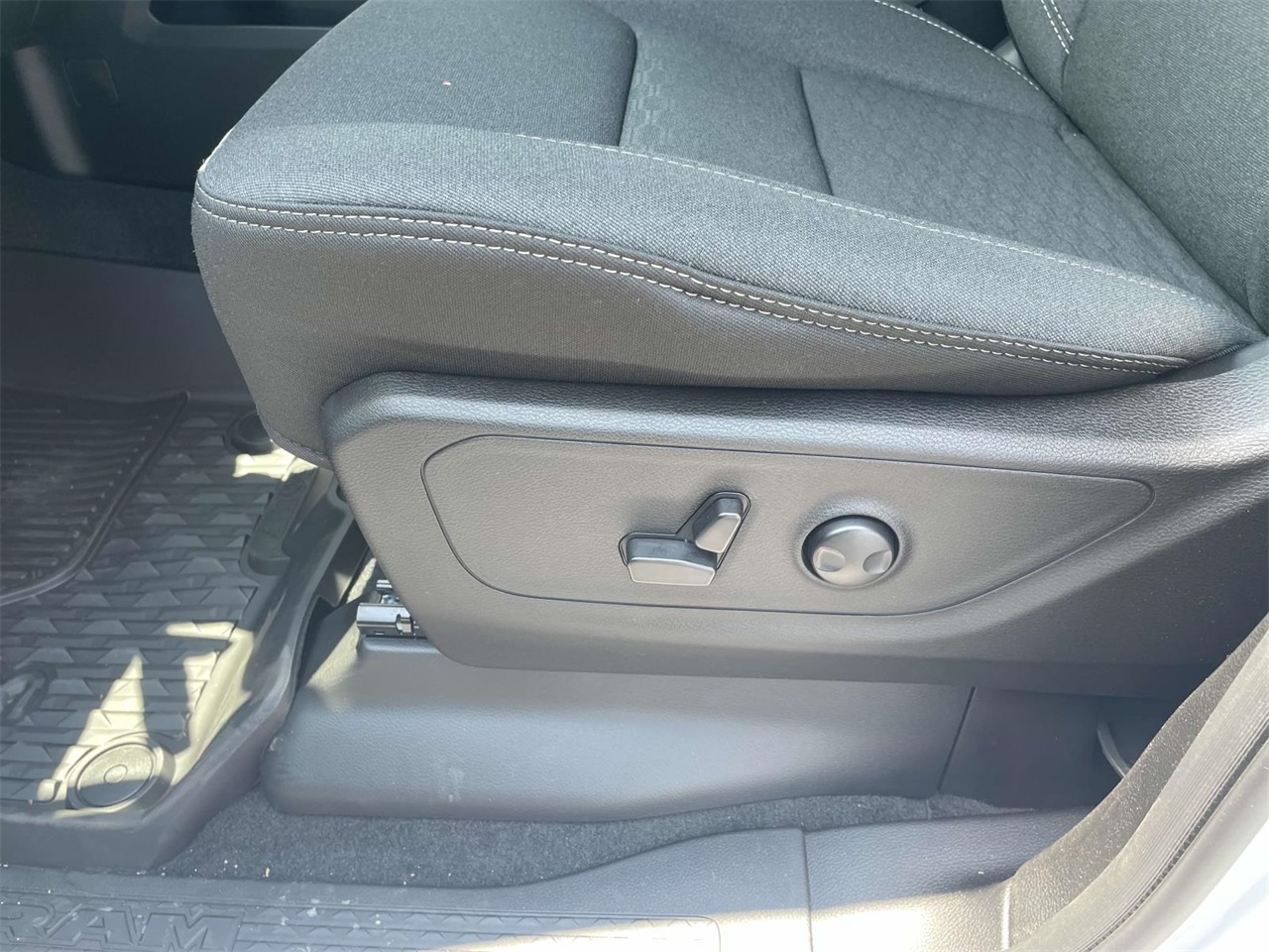 2025 Ram 1500 Big Horn Lone Star photo 19