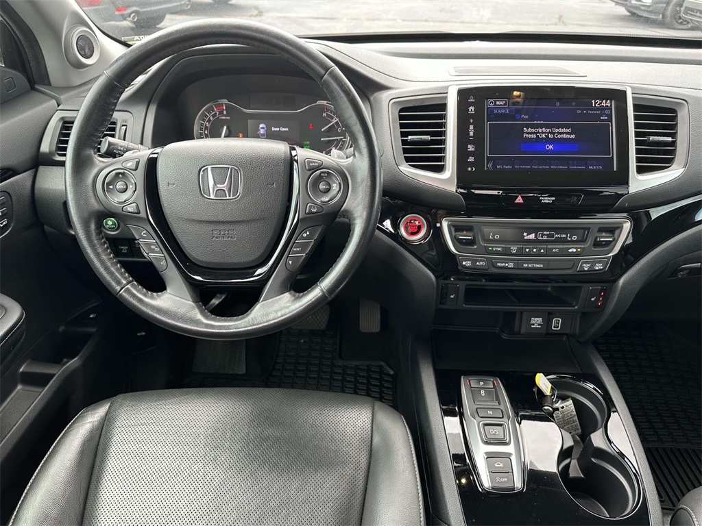 2020 Honda Ridgeline RTL-E photo 8