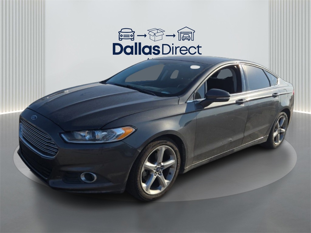 2015 Ford Fusion SE photo 2