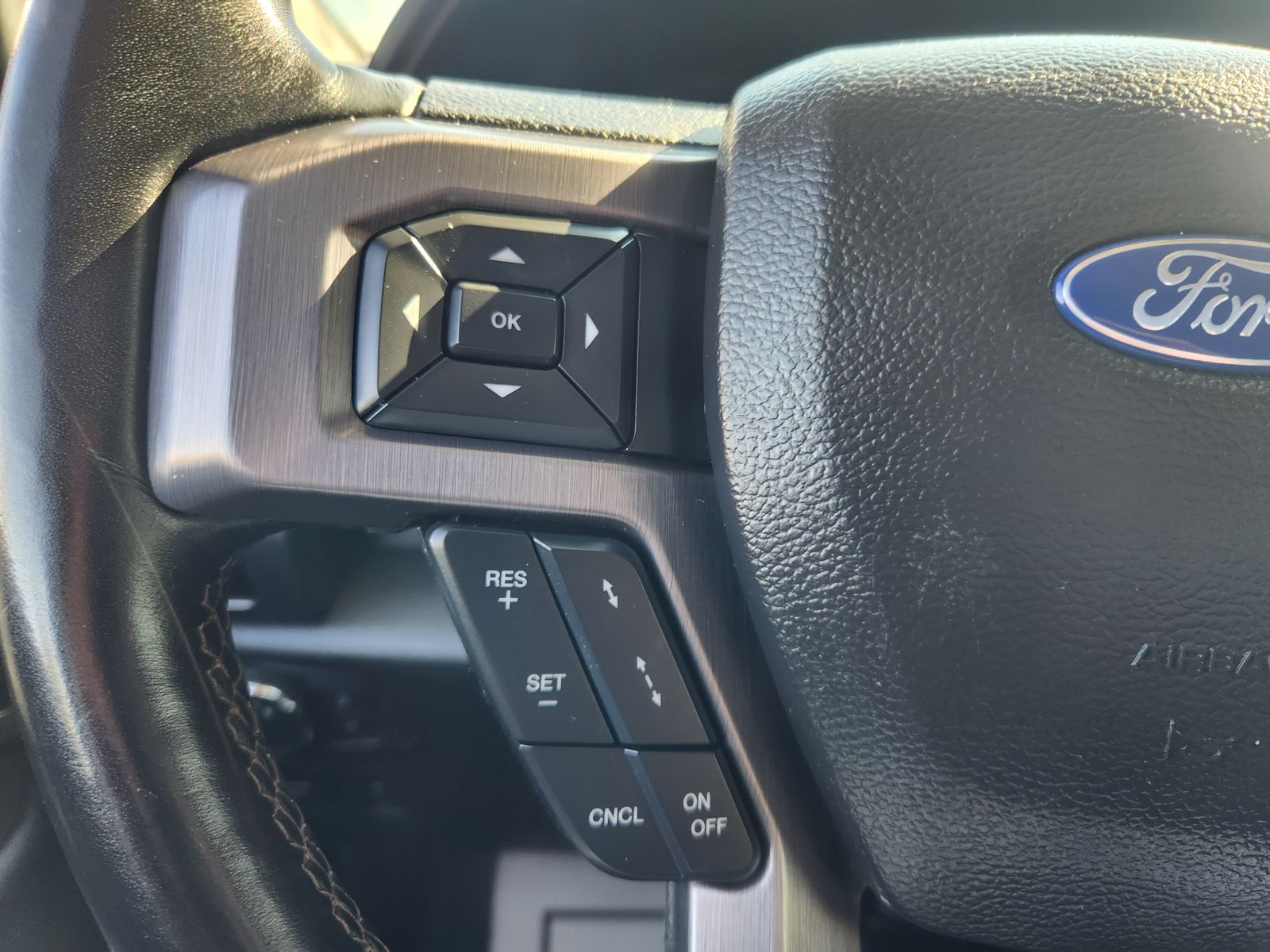 2020 Ford Expedition Platinum photo 15