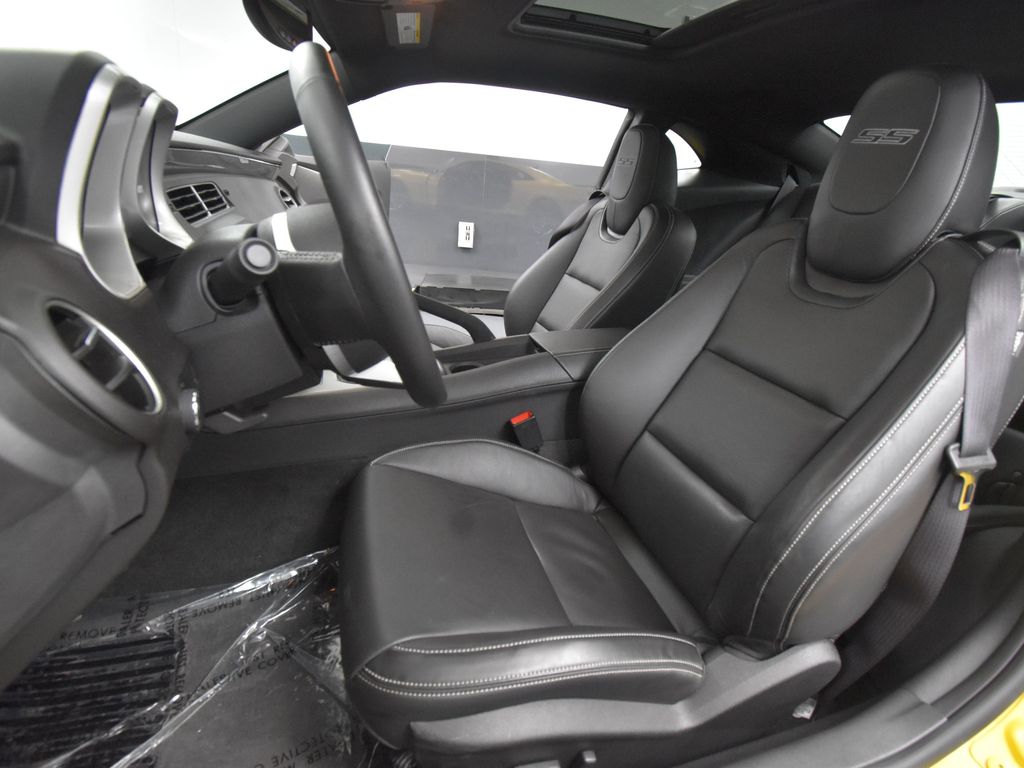 2010 Chevrolet Camaro 2SS RS photo 43