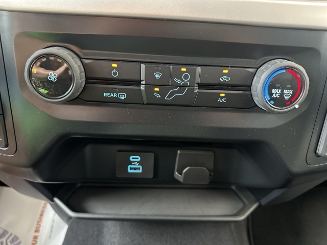 2023 Ford F-150 XLT photo 24
