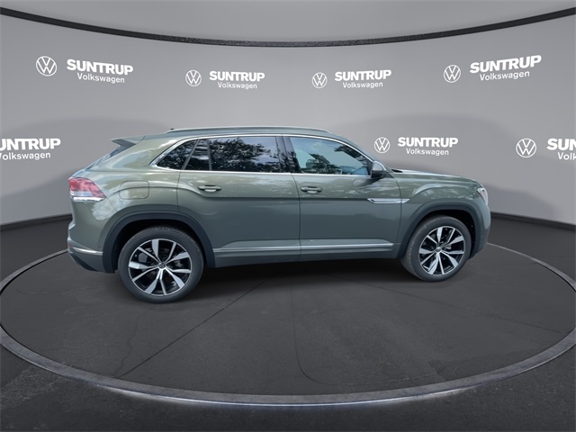 2026 Volkswagen Atlas Cross Sport SEL Premium R-Line photo 21