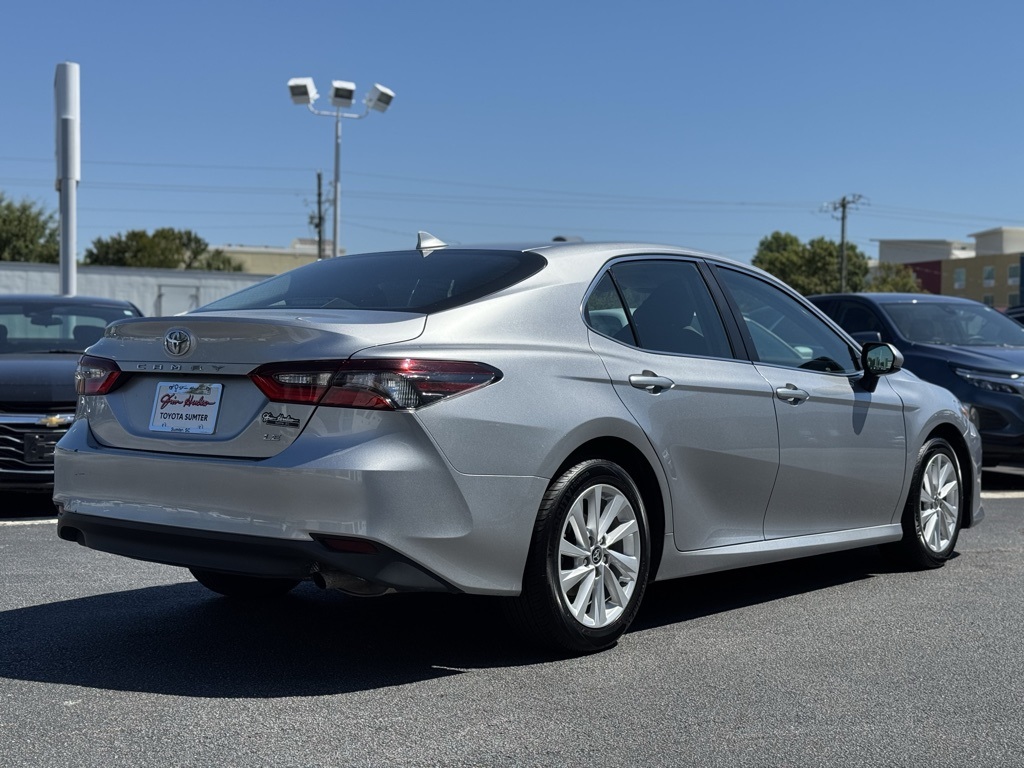 2023 Toyota Camry LE photo 6