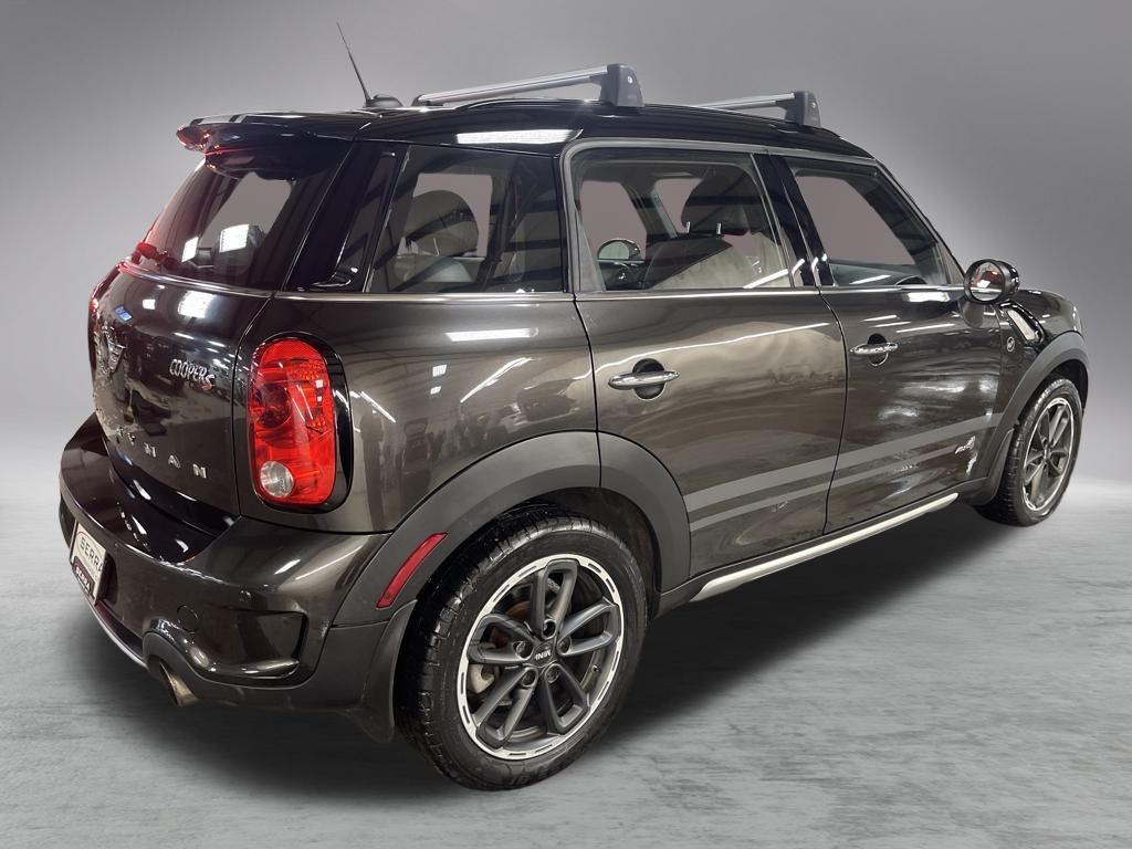2015 Mini Cooper S ALL4 photo 4