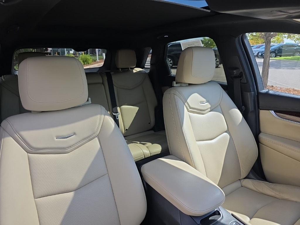 2017 Cadillac XT5 Luxury photo 21