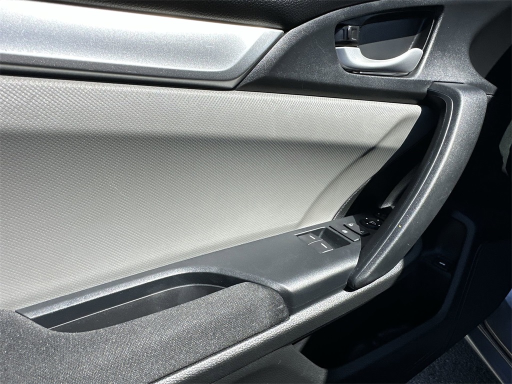 2018 Honda Civic LX photo 21