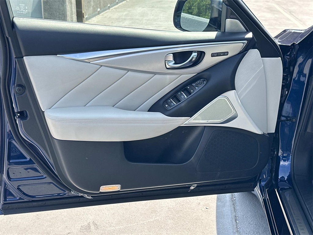2022 Infiniti Q50 LUXE AWD photo 14