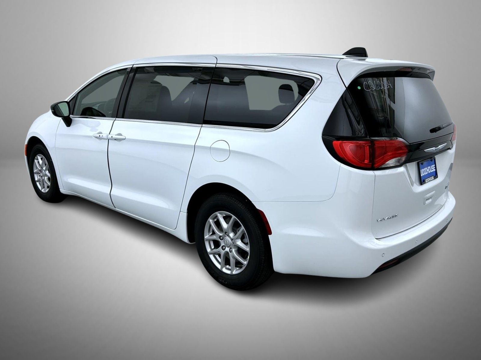 2026 Chrysler Voyager LX photo 7