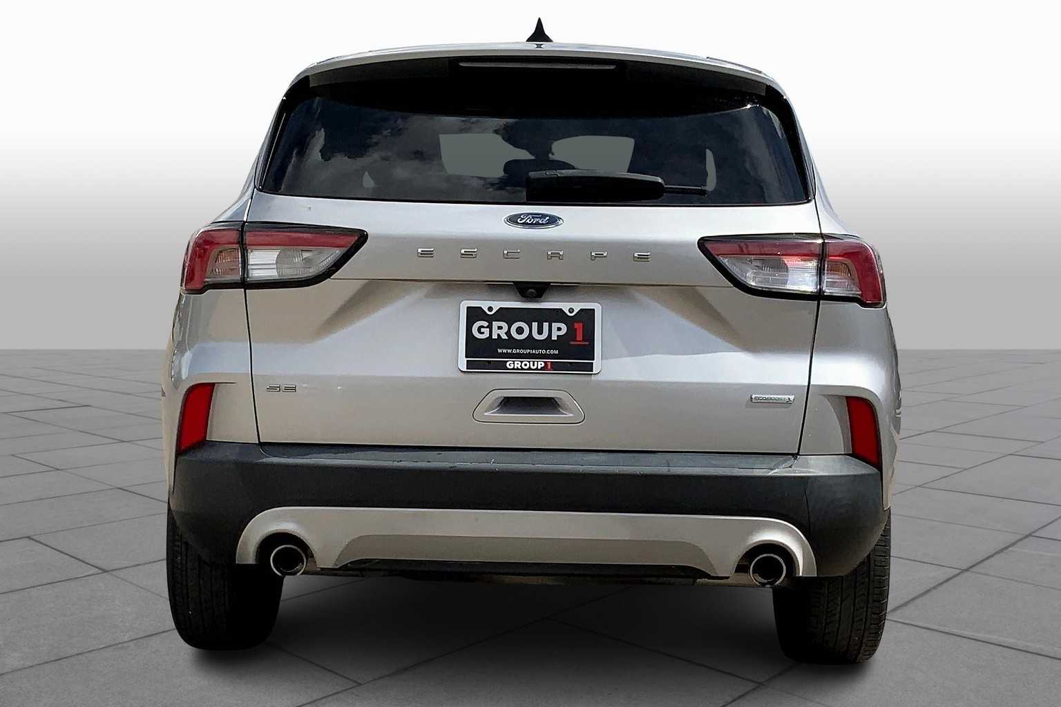 2020 Ford Escape SE photo 4