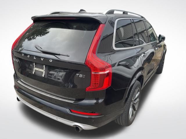 2018 Volvo XC90 T5 Momentum photo 7