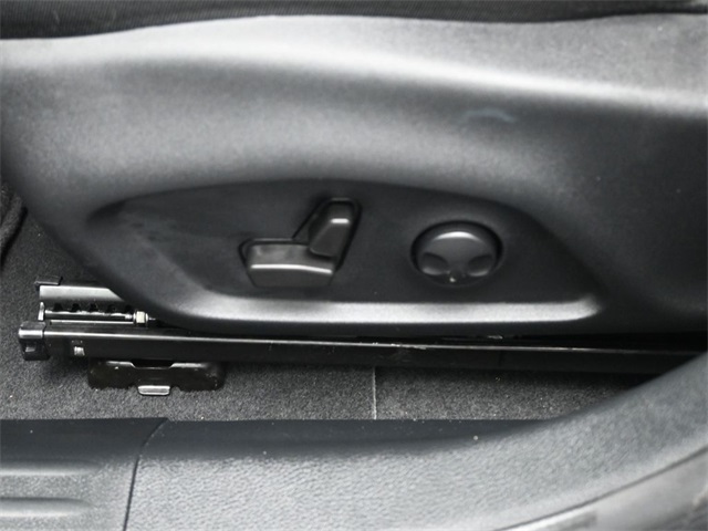 2022 Jeep Compass Latitude Lux photo 16