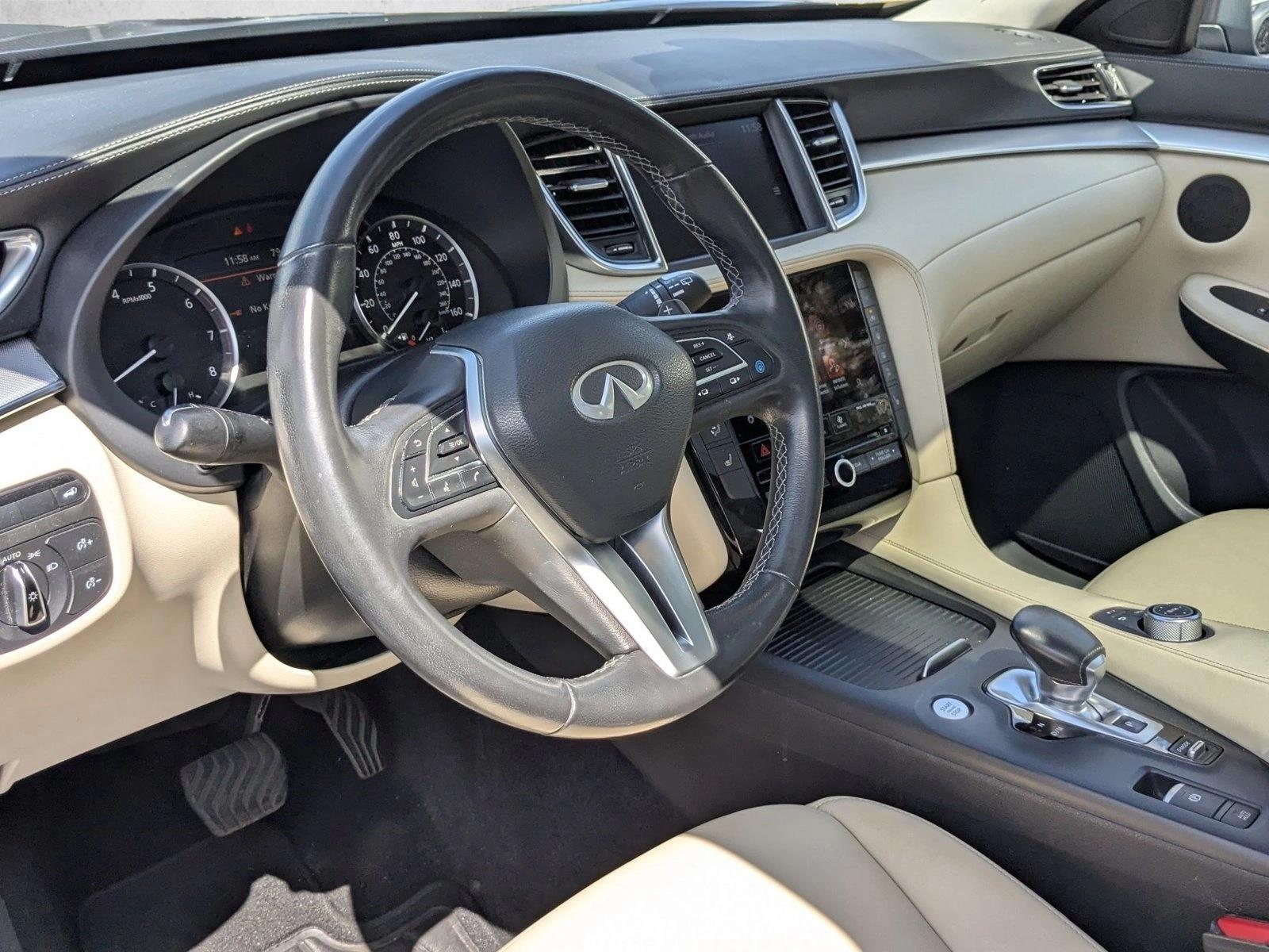 2021 Infiniti QX50 Luxe photo 10