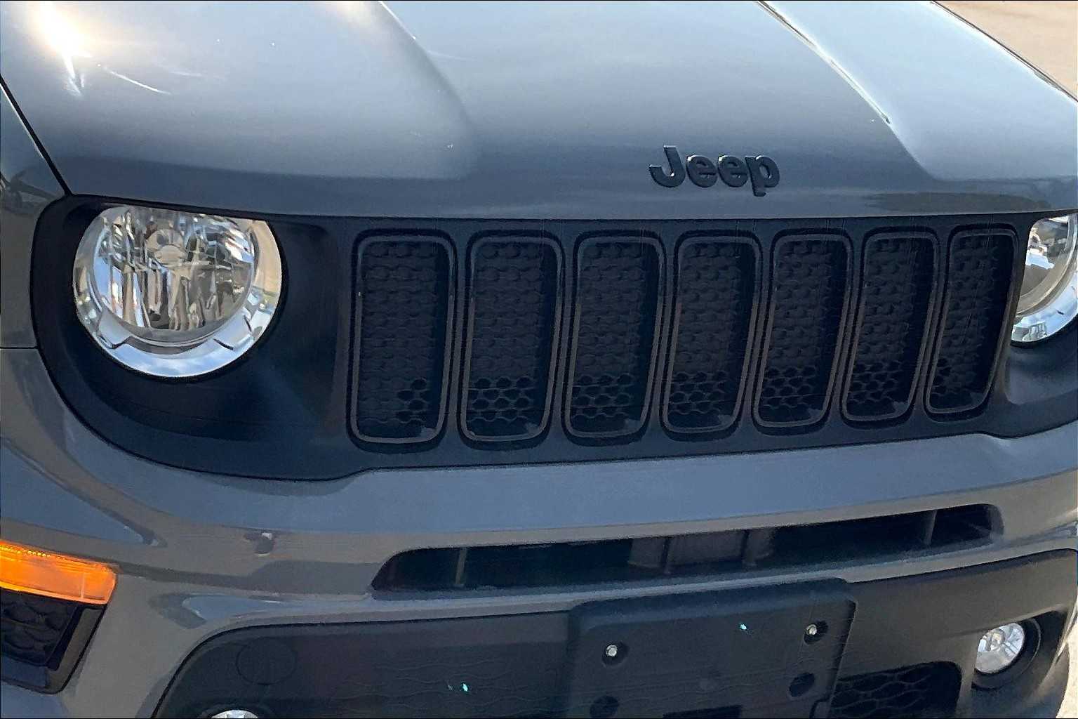 2022 Jeep Renegade Altitude photo 26