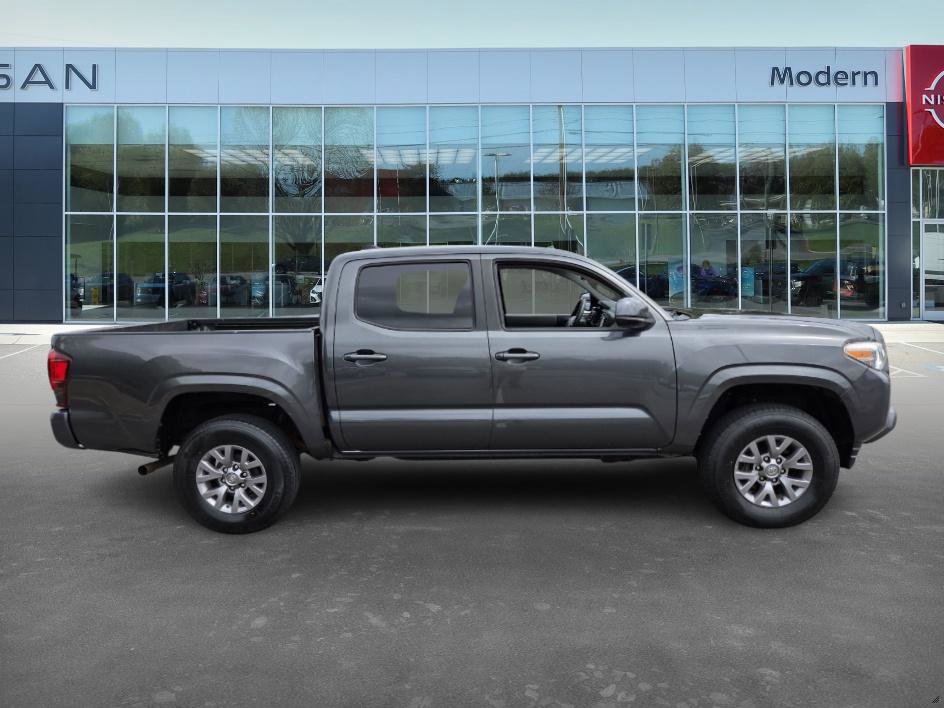 2019 Toyota Tacoma SR photo 4