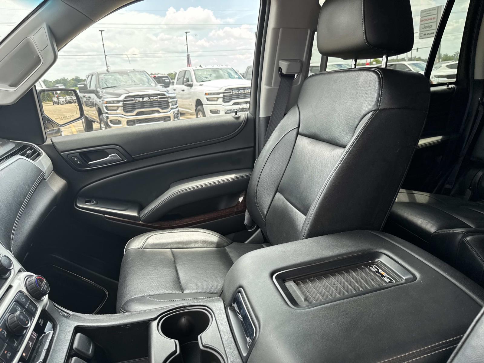 2017 Gmc Yukon SLT photo 15