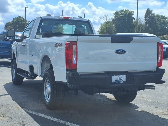 2026 Ford F-350 photo 3