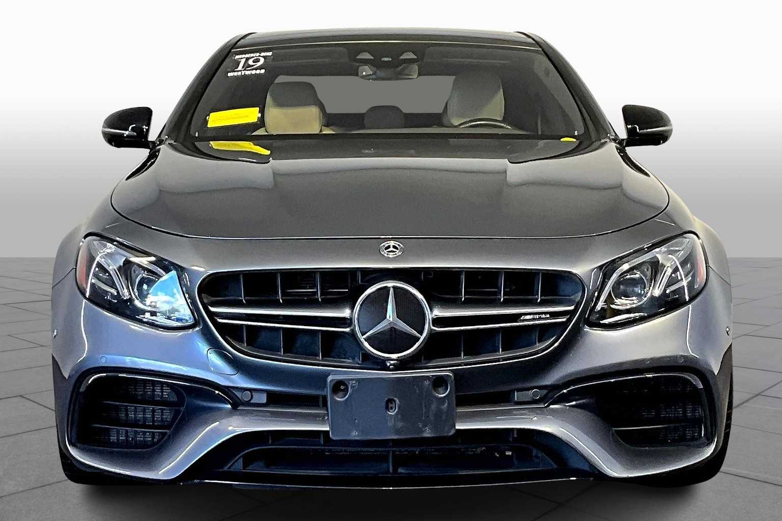2019 Mercedes Benz E AMG 63 S photo 3