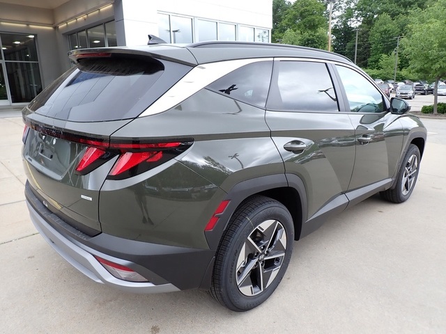 2025 Hyundai Tucson SEL photo 2