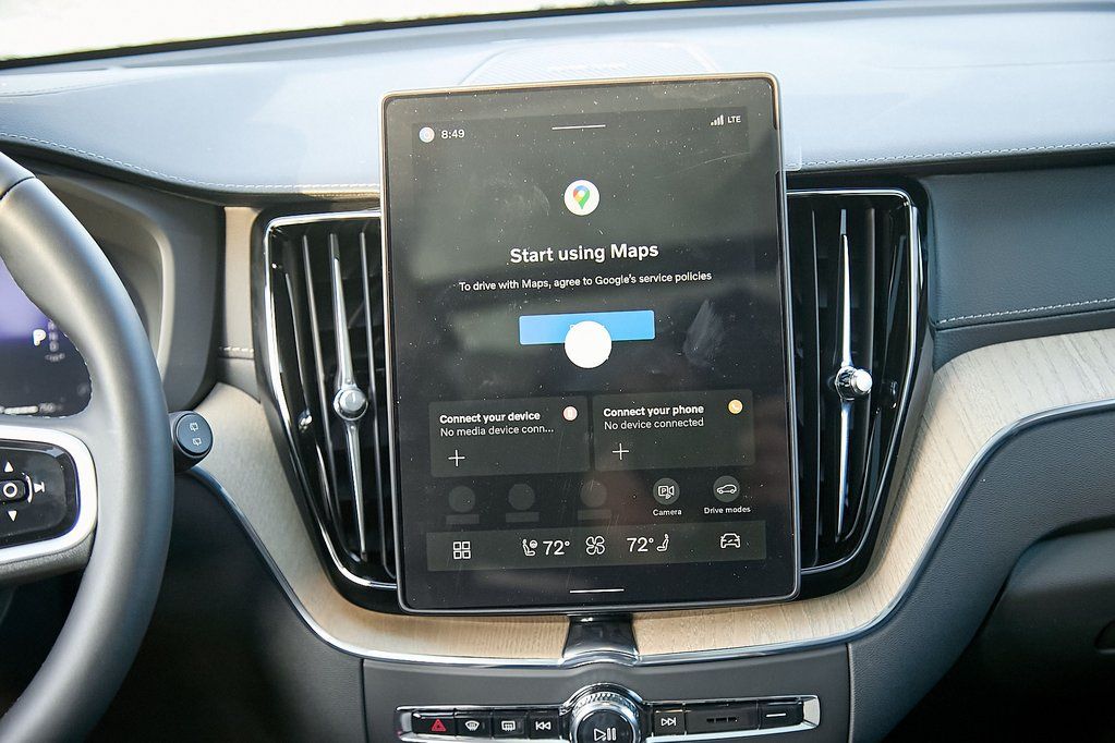 2026 VOLVO XC60 - Image 27