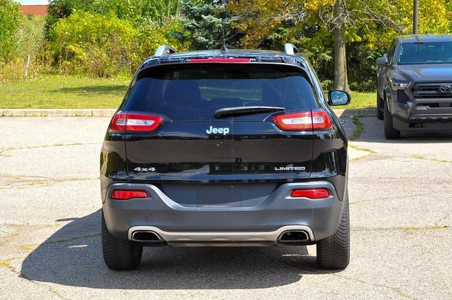 2017 Jeep Cherokee Limited photo 3