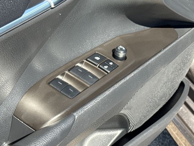 2024 Toyota Camry SE photo 6