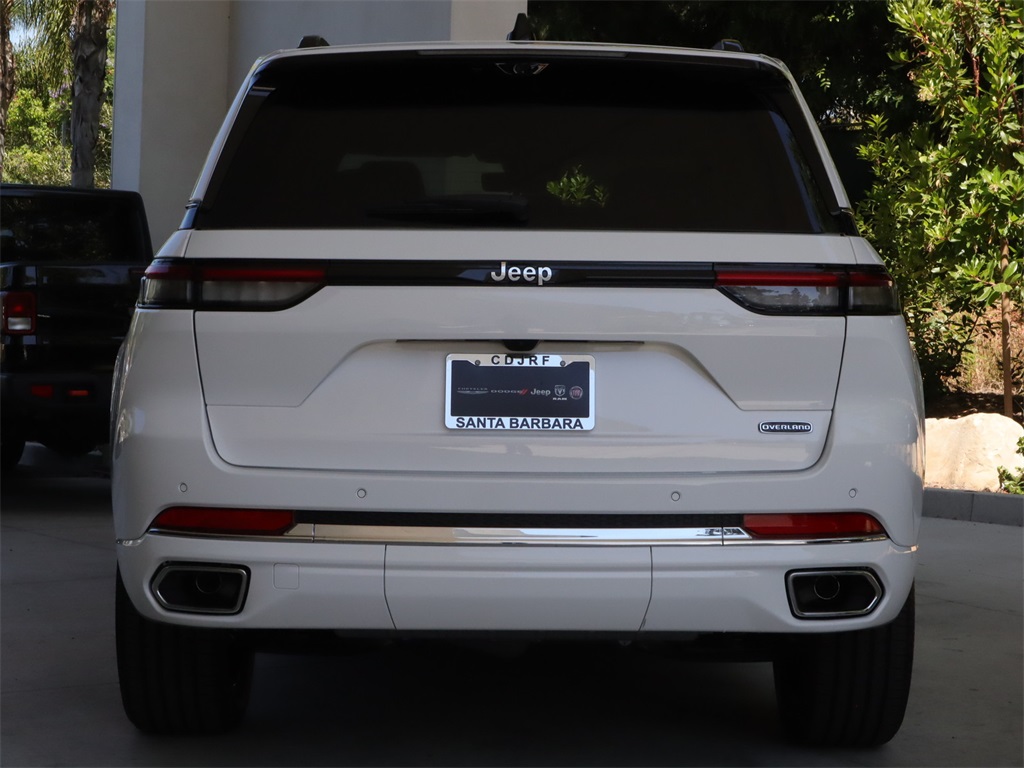 2023 Jeep Grand Cherokee Overland photo 6