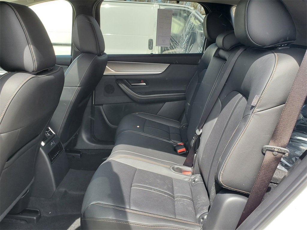 2025 Mazda CX-70 3.3 Turbo Preferred photo 10