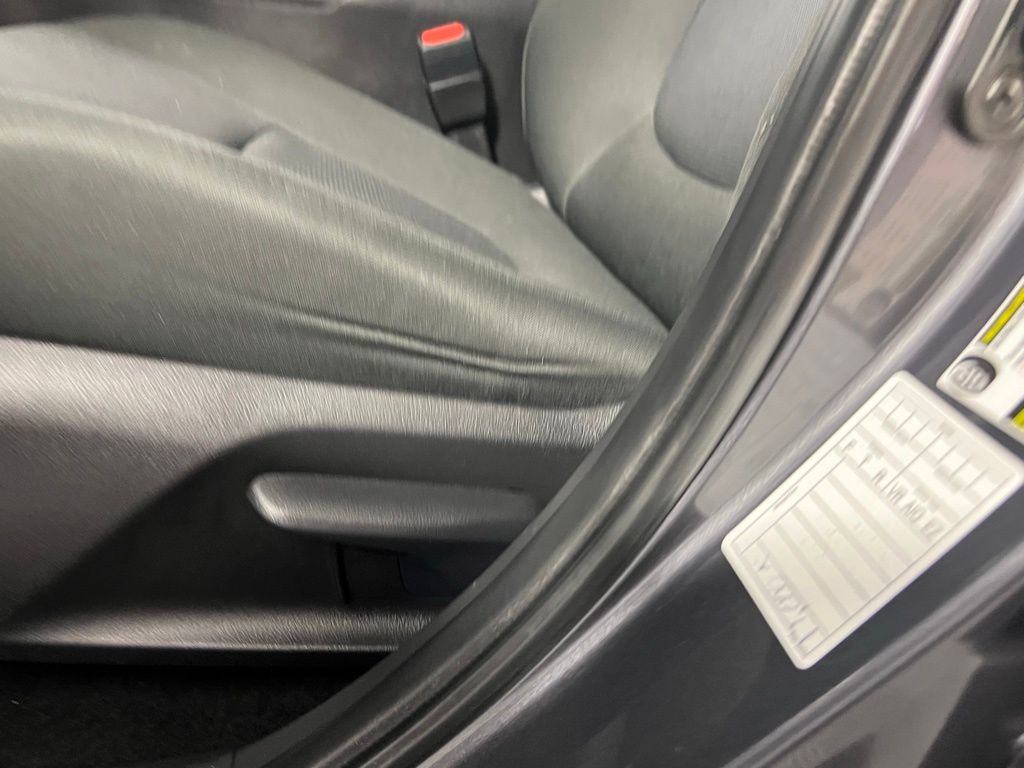 2024 Toyota RAV4 LE photo 19
