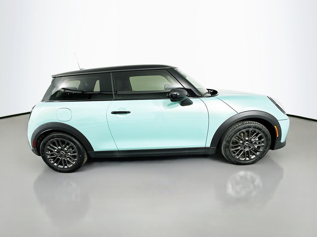 2025 Mini Cooper 2 Door Hardtop Iconic photo 4