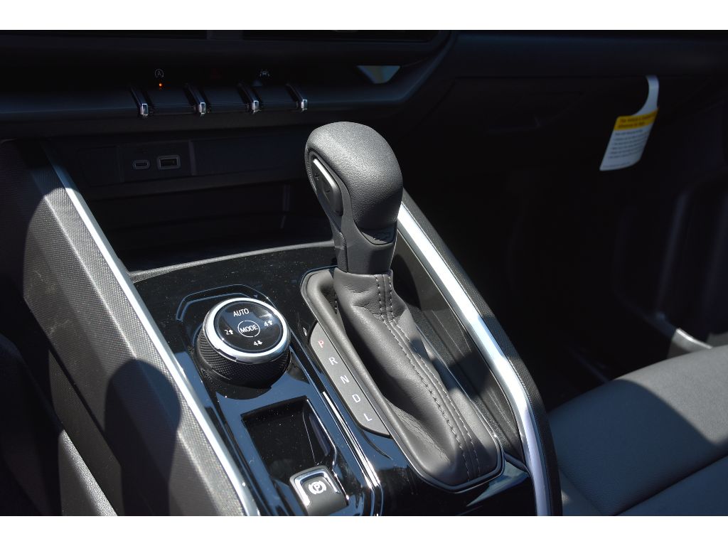 2025 Chevrolet Colorado Trail Boss photo 25