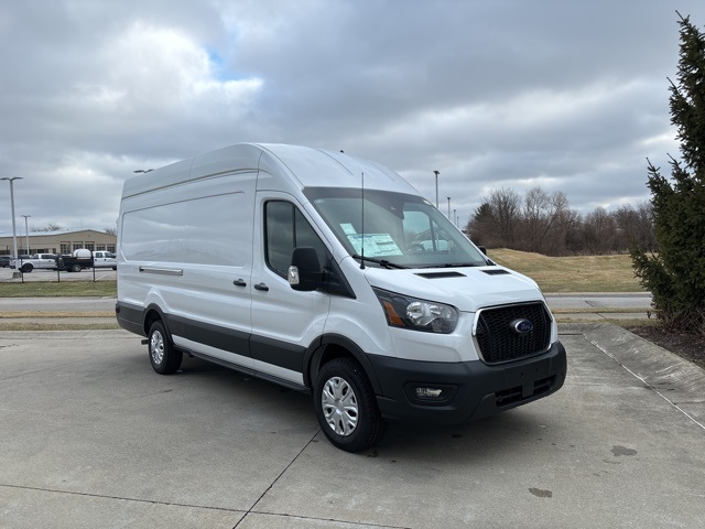 2024 Ford Transit Cargo Van photo 28