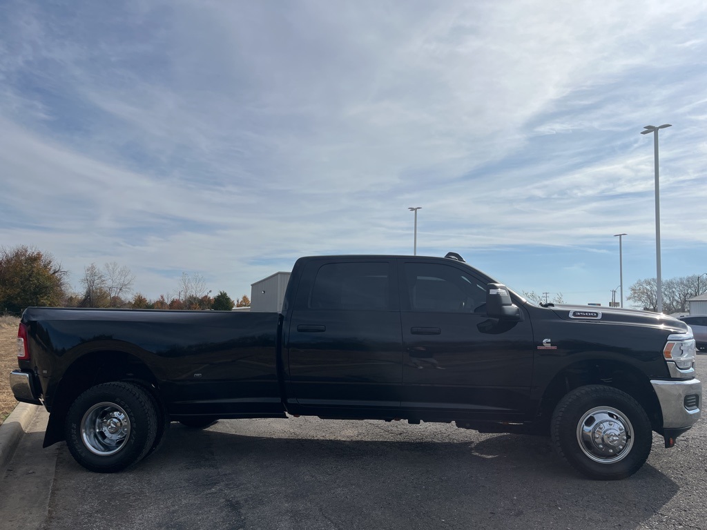 2024 Ram 3500 Tradesman photo 4