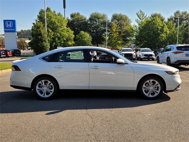 2025 Honda Accord 1.5T LX photo 2