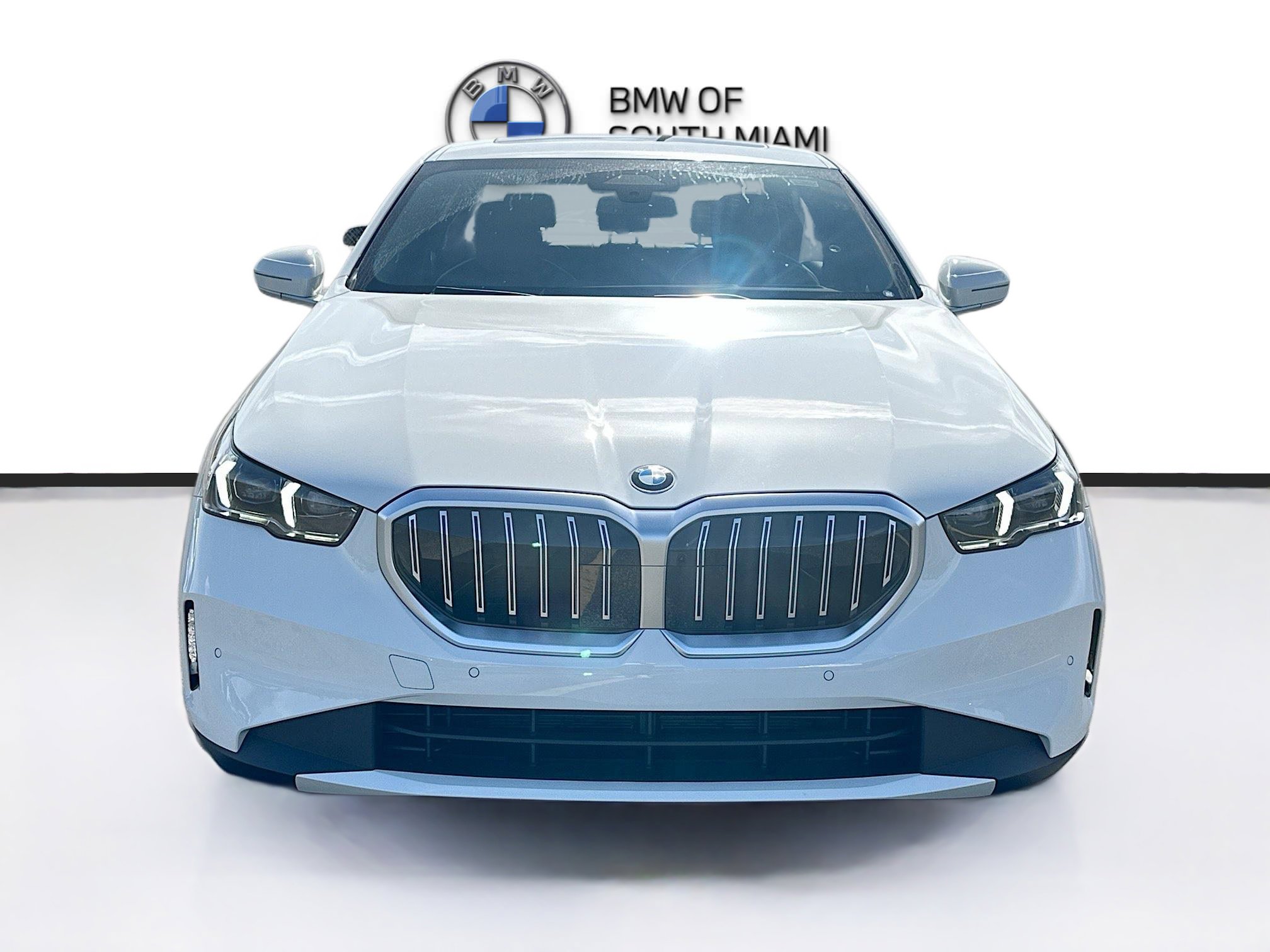 2026 Bmw 530i photo 2