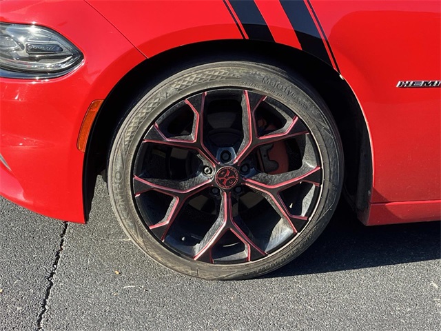 2018 Dodge Charger R/T photo 11