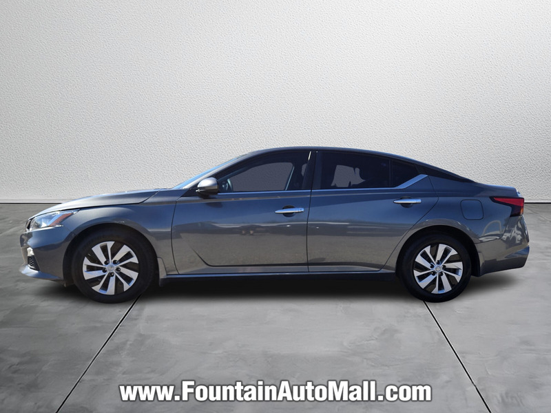 2021 Nissan Altima 2.5 S photo 2