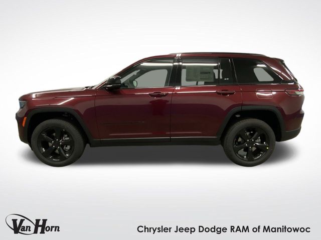 2025 Jeep Grand Cherokee Limited photo 13