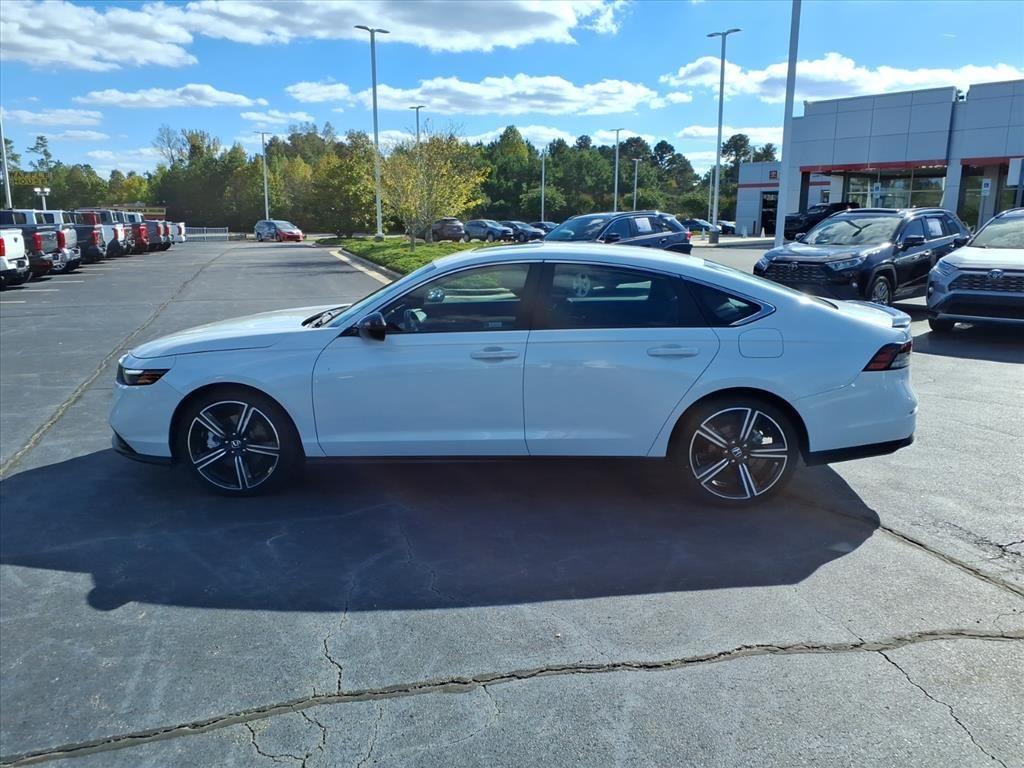 2024 Honda Accord Hybrid Sport photo 2