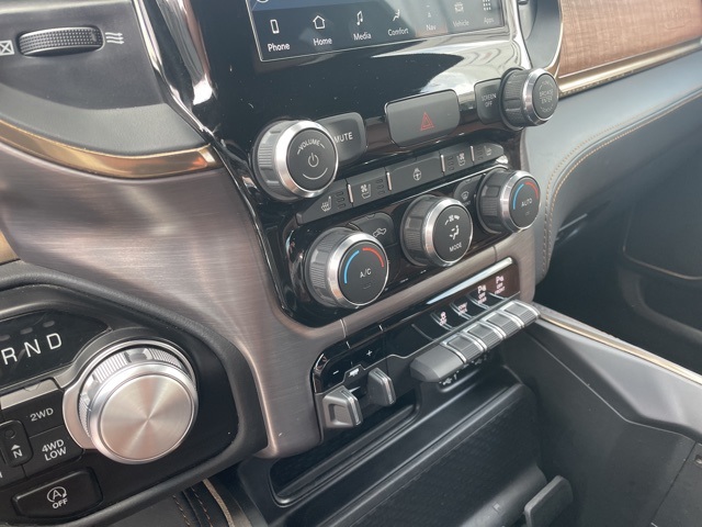 2022 Ram 1500 Laramie Longhorn photo 8