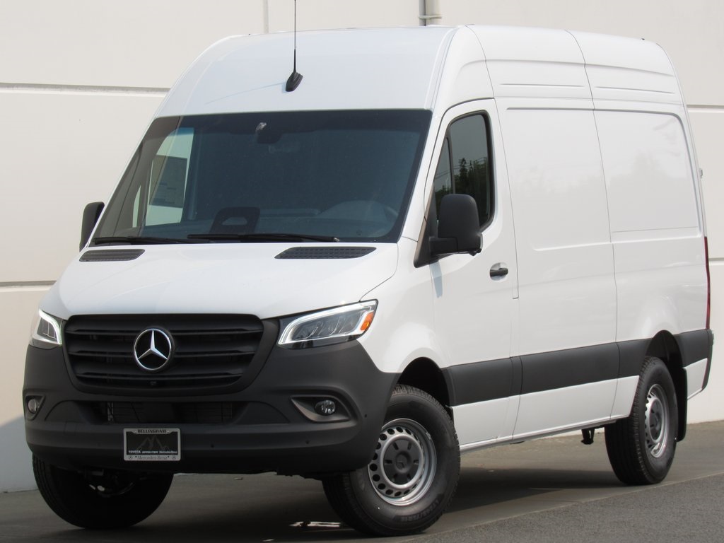 2025 Mercedes-Benz Sprinter Cargo Van Base's photo