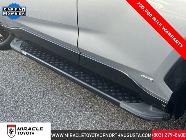 2023 Toyota RAV4 Hybrid XSE photo 4