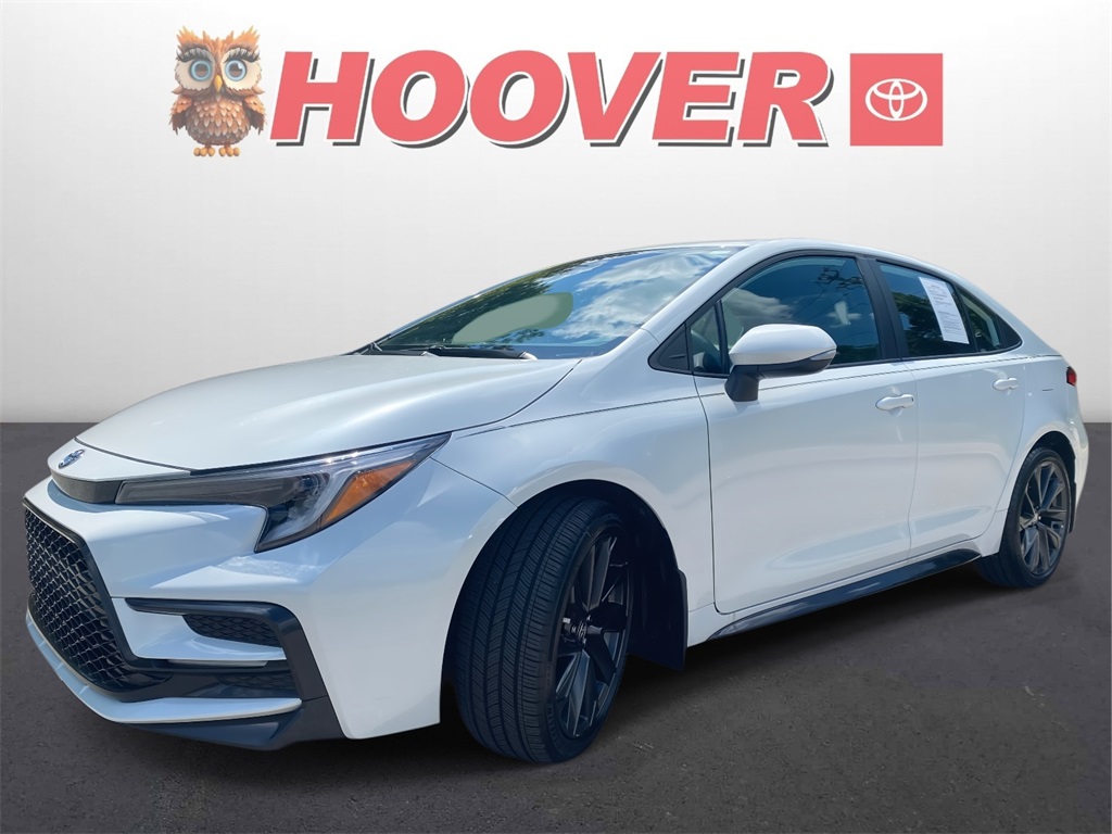 2025 Toyota Corolla SE photo 3