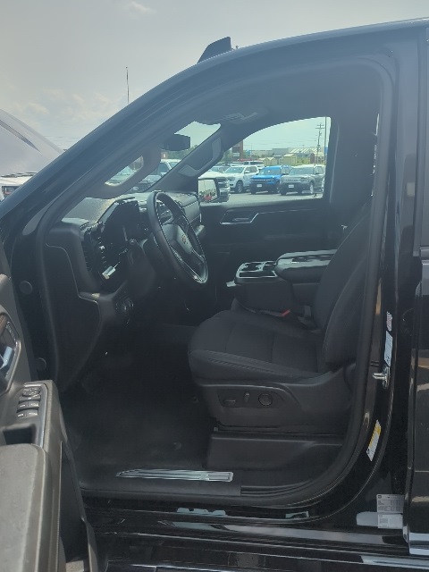 2024 Chevrolet Silverado 1500 LT photo 23