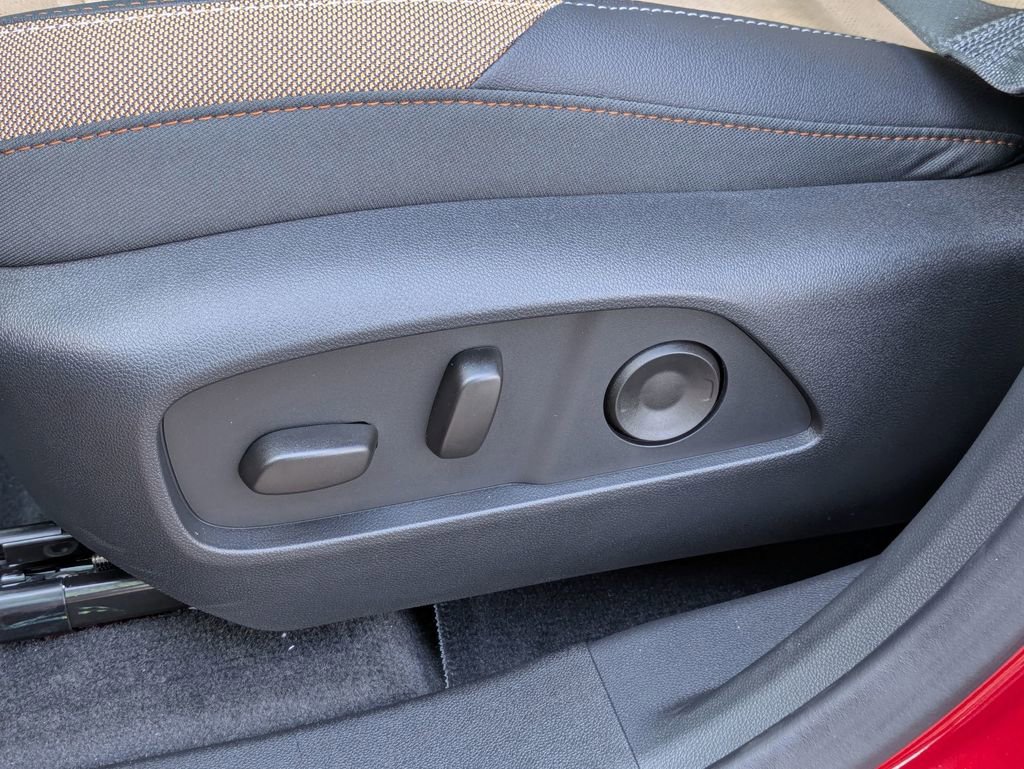 2026 Chevrolet Equinox ACTIV photo 13