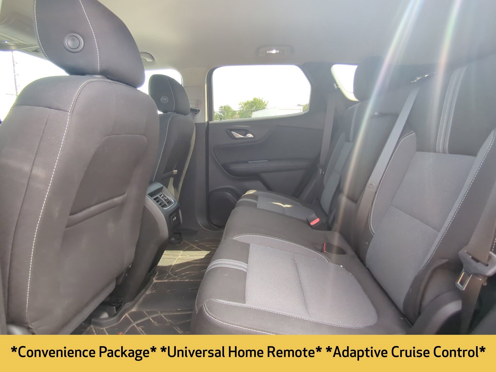 2023 Chevrolet Blazer 2LT photo 2