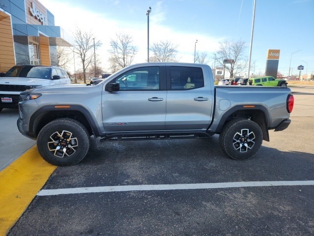 2024 GMC Canyon AT4X's photo